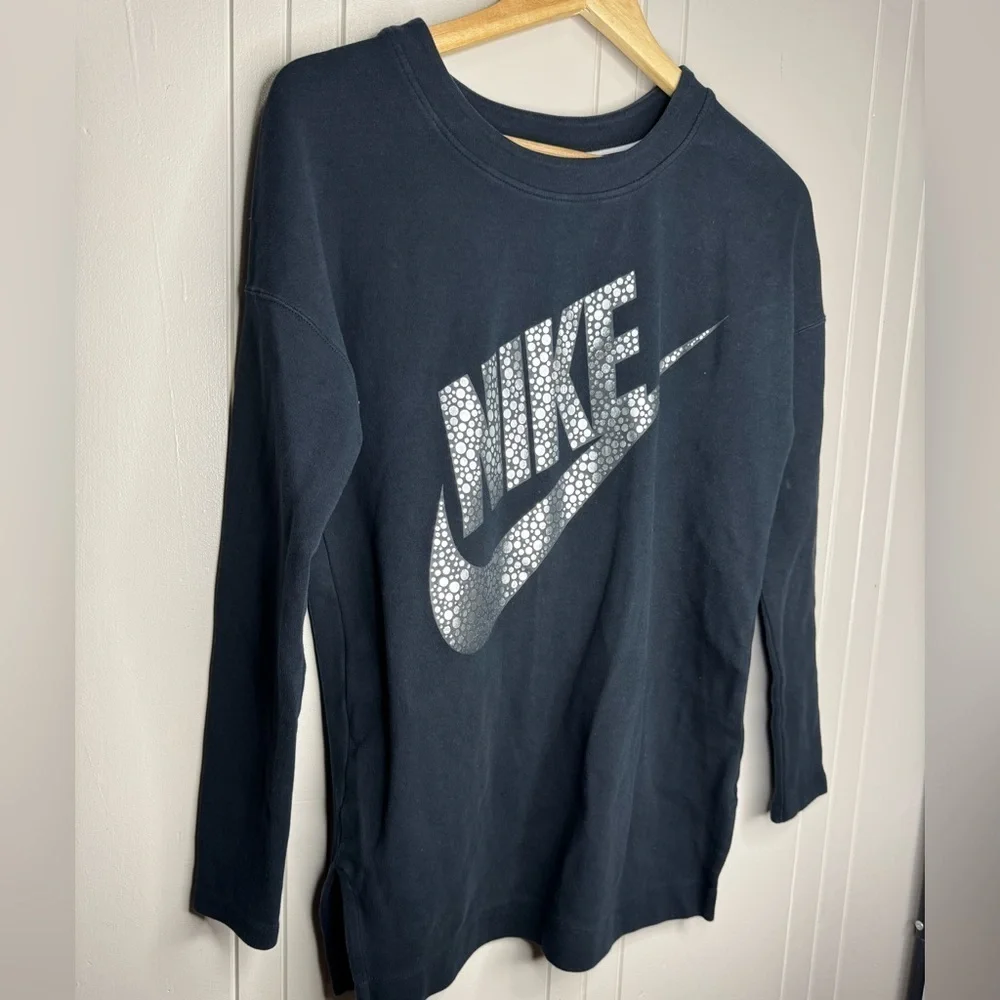 Nike Black Long Sleeve Top (Small)
